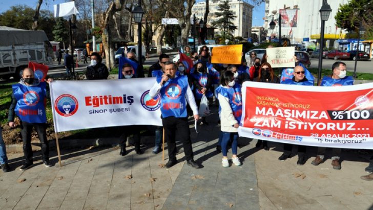 ÖĞRETMENLERE PRANGA VURDURMAYACAĞIZ